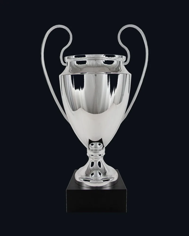 Copa Símil Copa Europa Base Negra