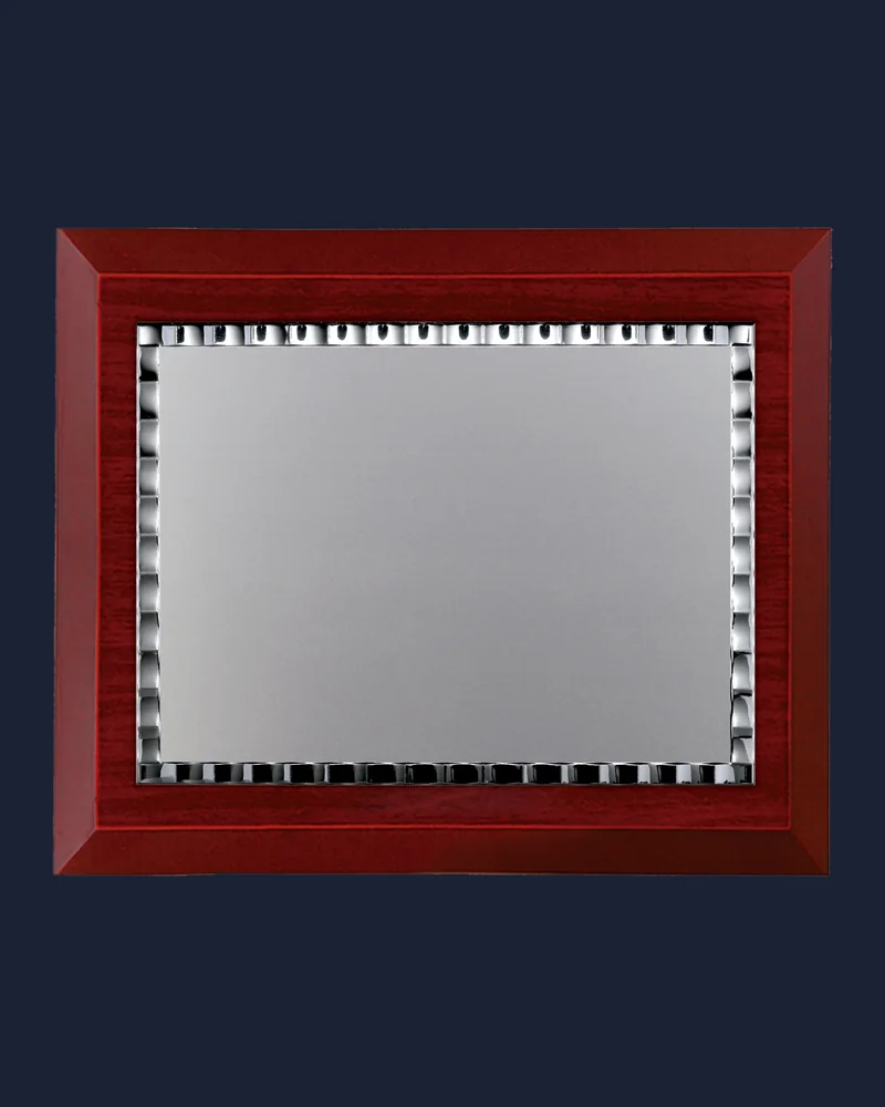 Placa Caoba con Marco Cincelado Ondulado